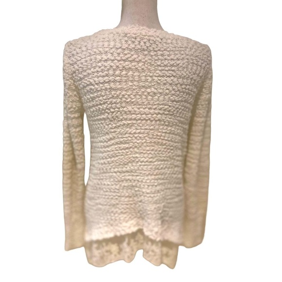 Absolutely famous nubby knit sweater lace handkerchief hem off white size medium - Picture 5 of 7